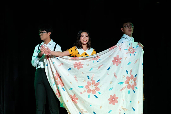 img4.jpg